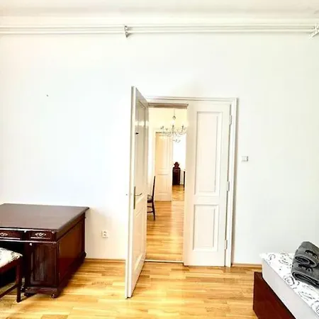 Unique In The Center Apartmán *